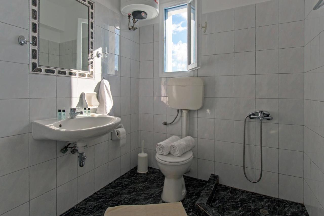 Perigiali Rooms Agali Esterno foto