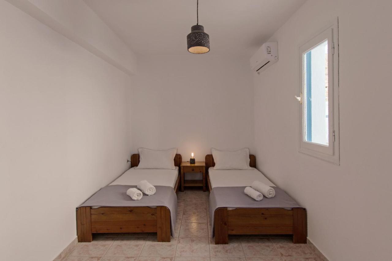 Perigiali Rooms Agali Esterno foto